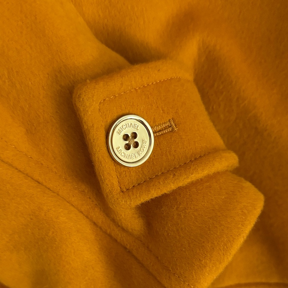 Michael Kors Women's Marigold Double-Breasted Wool Coat with Faux Fur Collar - Picture 7 of 7